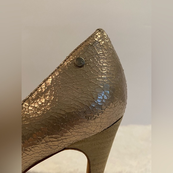 COACH Adina Crackled Leather Champagne Pump Heel Size 6.5 - Picture 13 of 13